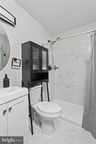 6 INDEPENDENCE DR, Bordentown, NJ 08505