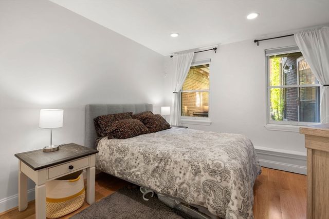 681 Massachusetts Ave 1, Boston, MA 02116