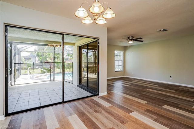 405 SE 8th TER, Cape Coral, FL 33990