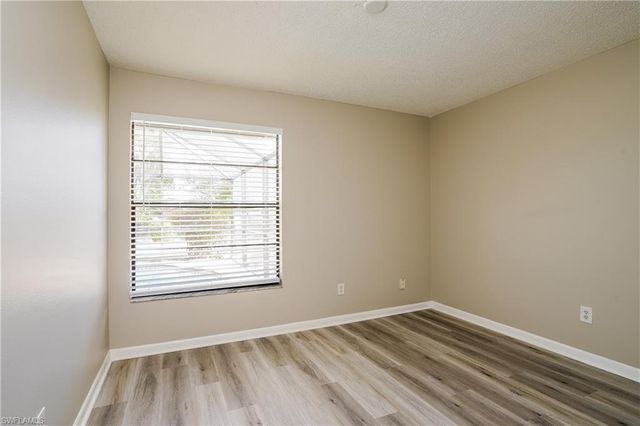 405 SE 8th TER, Cape Coral, FL 33990