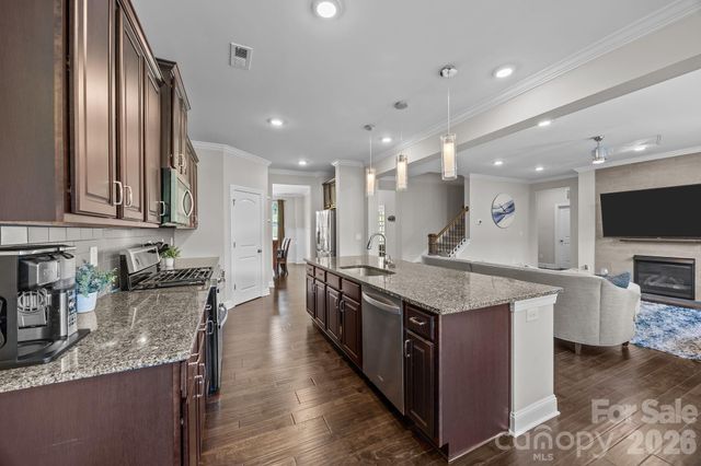 141 Rain Shadow Drive, Mooresville, NC 28115