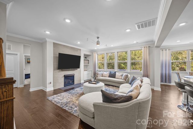 141 Rain Shadow Drive, Mooresville, NC 28115