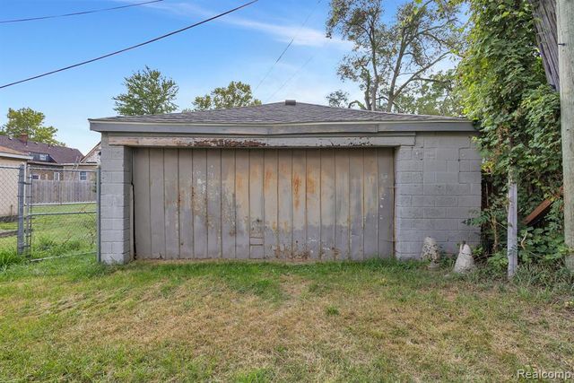 4450 Military Street, Detroit, MI 48210
