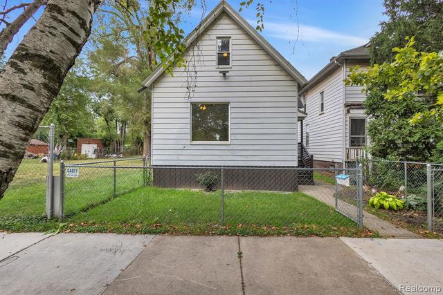 4450 Military Street, Detroit, MI 48210