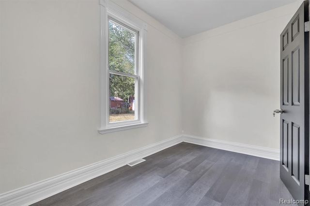 4450 Military Street, Detroit, MI 48210