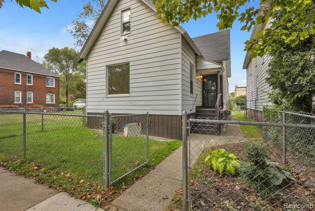 4450 Military Street, Detroit, MI 48210