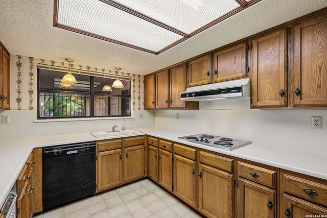 10866 Royal, San Antonio, TX 78239