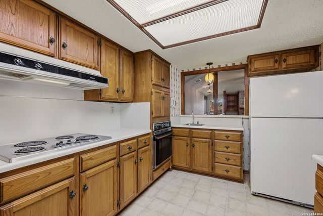 10866 Royal, San Antonio, TX 78239