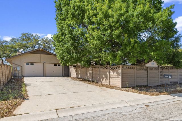 10866 Royal, San Antonio, TX 78239