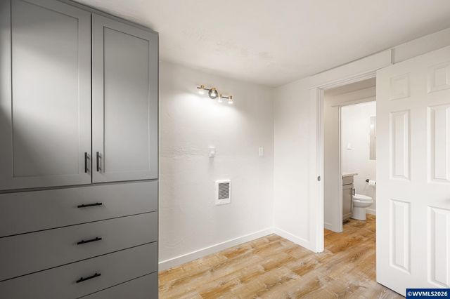 3025 Bailey Ln, Eugene, OR 97401