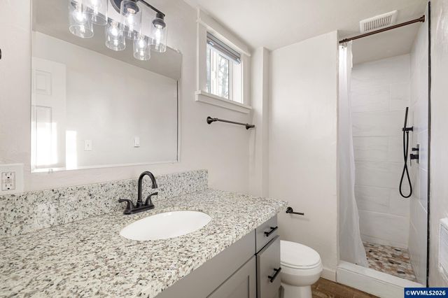 3025 Bailey Ln, Eugene, OR 97401