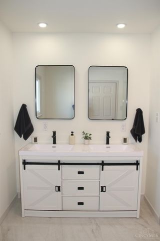 488 Adams Road, Hamilton Twp, OH 45140