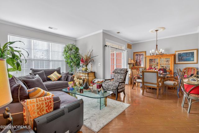 337 Sophee Lane, Lakewood, NJ 08701