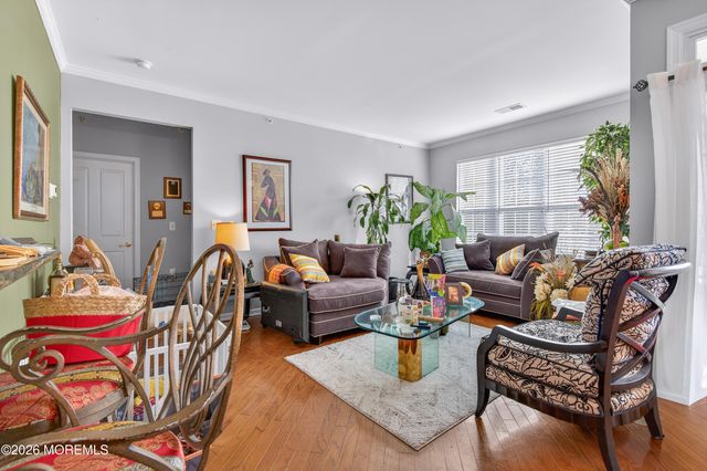 337 Sophee Lane, Lakewood, NJ 08701