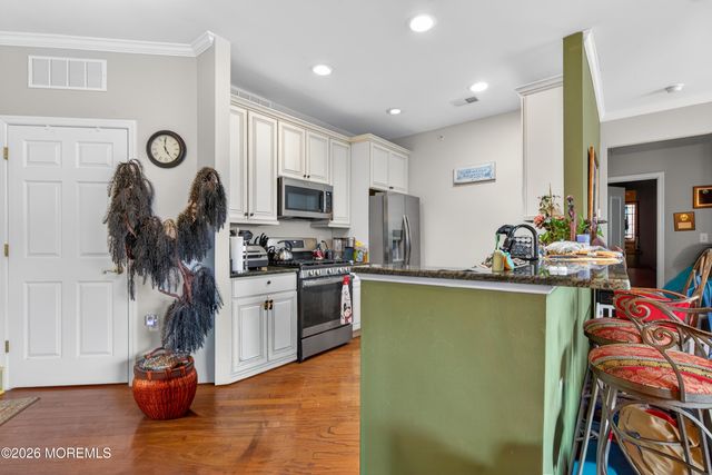 337 Sophee Lane, Lakewood, NJ 08701