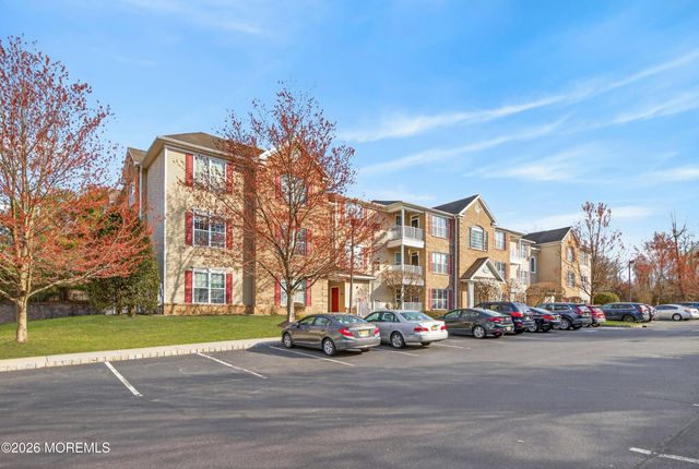 337 Sophee Lane, Lakewood, NJ 08701