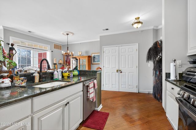 337 Sophee Lane, Lakewood, NJ 08701