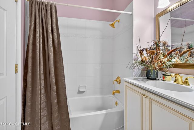 337 Sophee Lane, Lakewood, NJ 08701