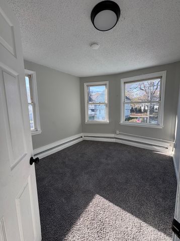 192 Shaw Street 2, New London, CT 06320