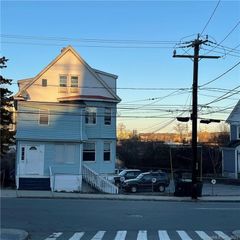 192 Shaw Street 2, New London, CT 06320