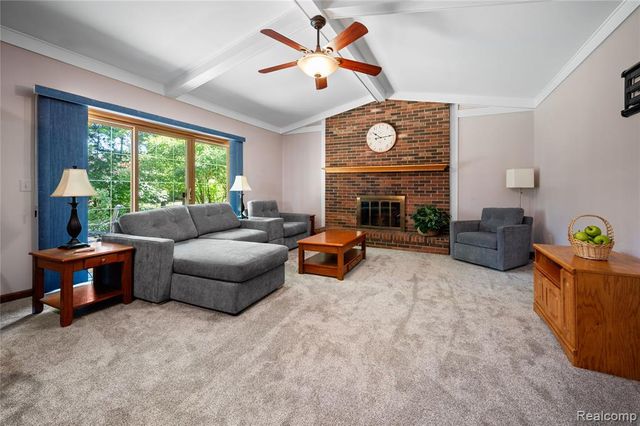 34230 Fonville Court, Livonia, MI 48152