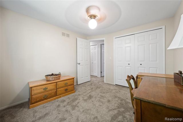 34230 Fonville Court, Livonia, MI 48152