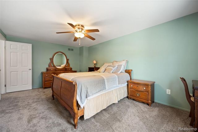 34230 Fonville Court, Livonia, MI 48152