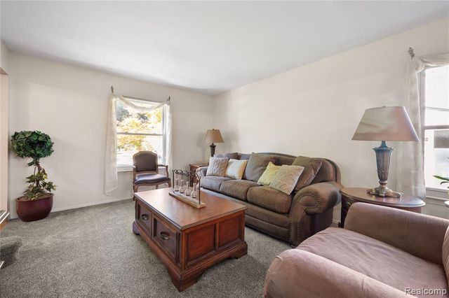 34230 Fonville Court, Livonia, MI 48152