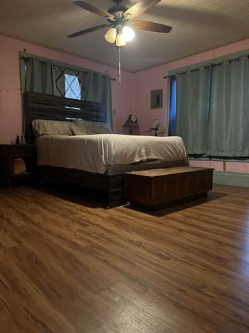 601 Walnut Street, Gilmer, TX 75644