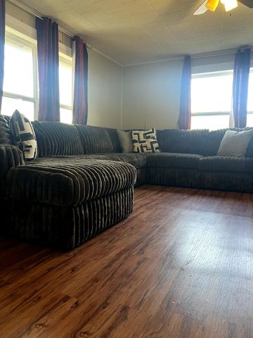 601 Walnut Street, Gilmer, TX 75644