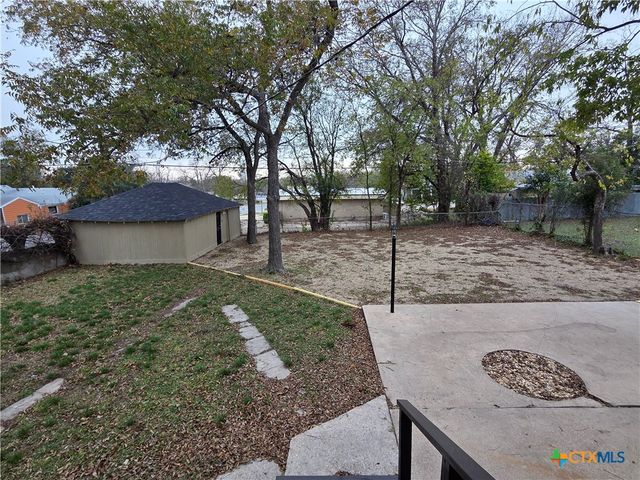 1214 S 11th Street, Temple, TX 76504