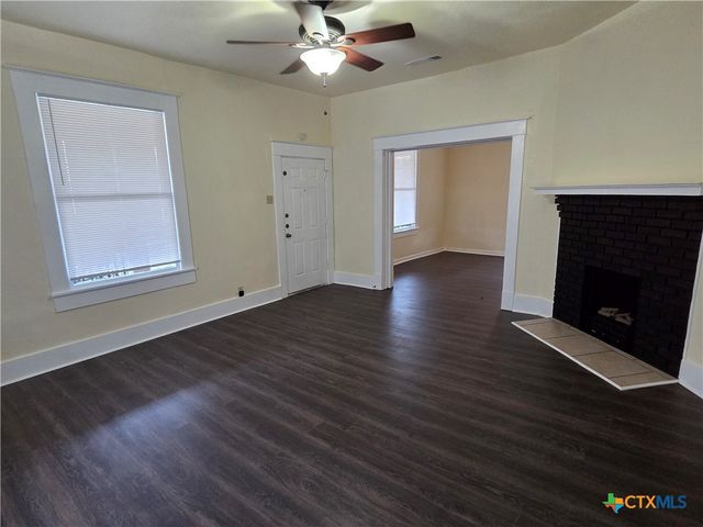 1214 S 11th Street, Temple, TX 76504