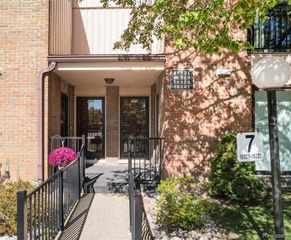 18323 University Park Dr. Bldg. #7, Livonia, MI 48152