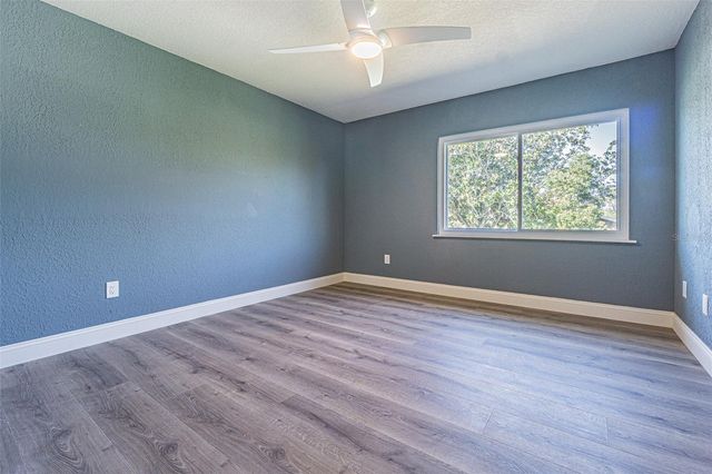 6379 CONNIEWOOD SQUARE, New Port Richey, FL 34653