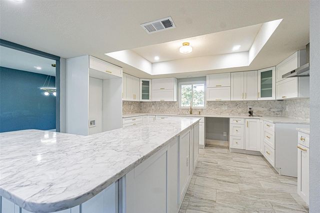 6379 CONNIEWOOD SQUARE, New Port Richey, FL 34653