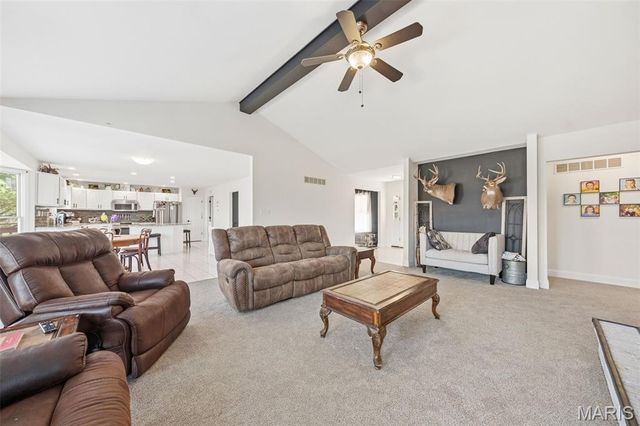 75 Morgans Way, Elsberry, MO 63343