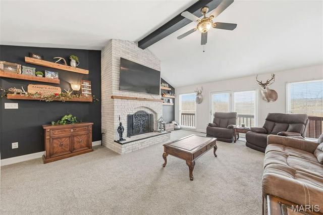 75 Morgans Way, Elsberry, MO 63343