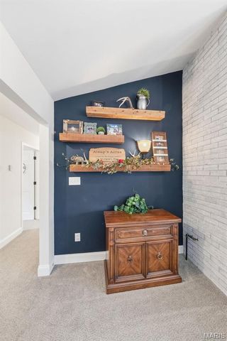 75 Morgans Way, Elsberry, MO 63343