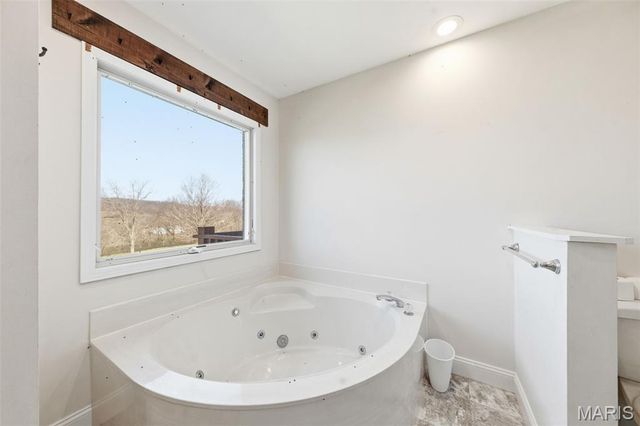 75 Morgans Way, Elsberry, MO 63343