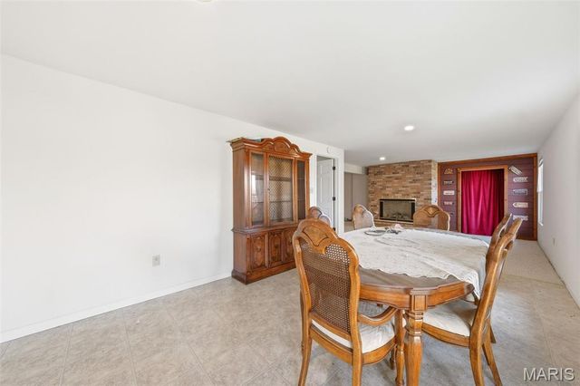 75 Morgans Way, Elsberry, MO 63343