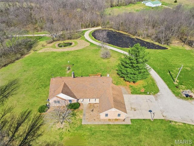 75 Morgans Way, Elsberry, MO 63343