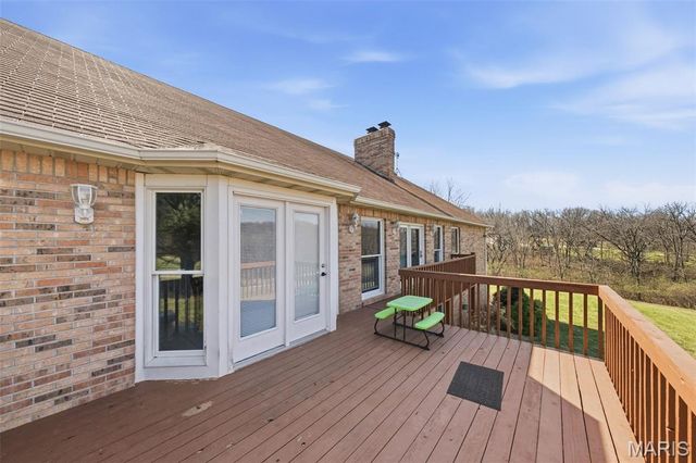 75 Morgans Way, Elsberry, MO 63343