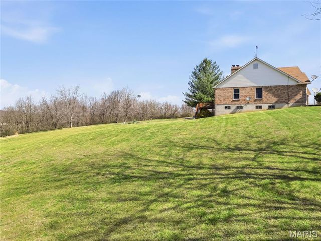 75 Morgans Way, Elsberry, MO 63343