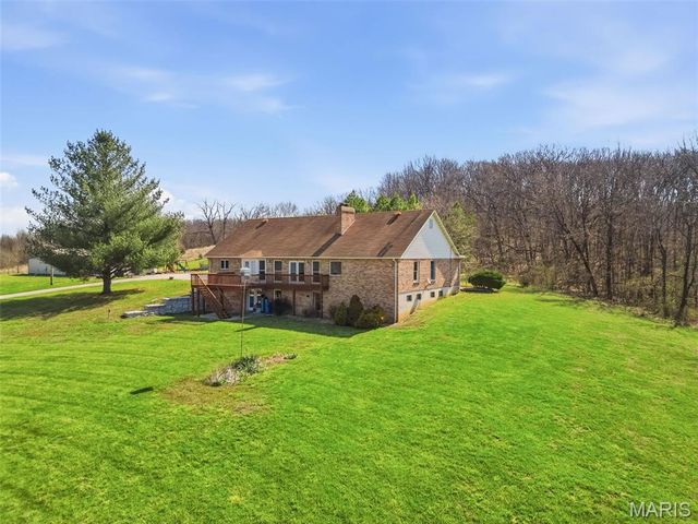 75 Morgans Way, Elsberry, MO 63343