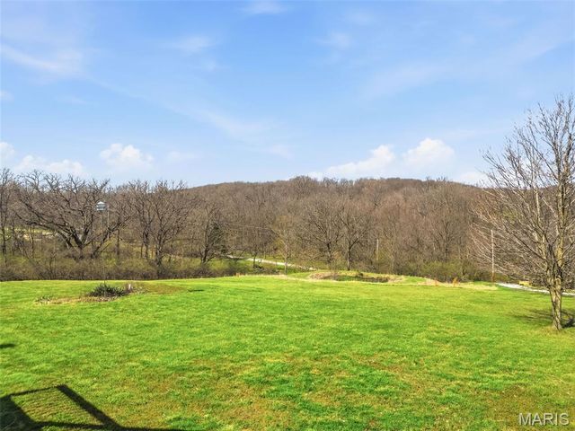 75 Morgans Way, Elsberry, MO 63343