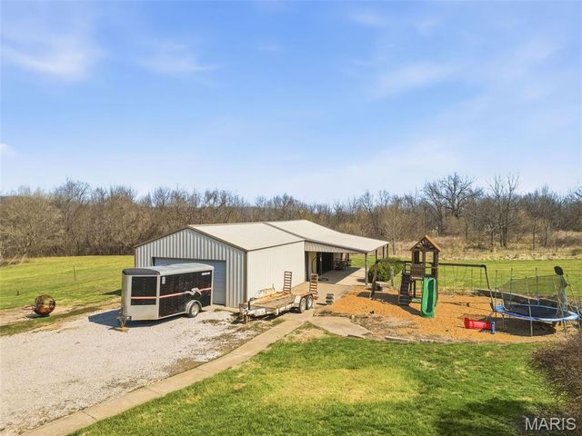 75 Morgans Way, Elsberry, MO 63343