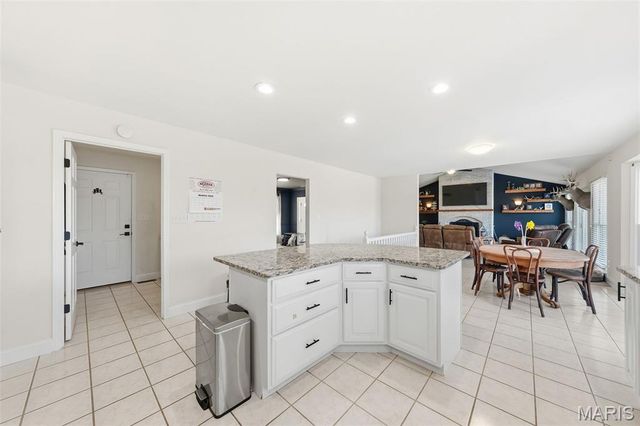 75 Morgans Way, Elsberry, MO 63343