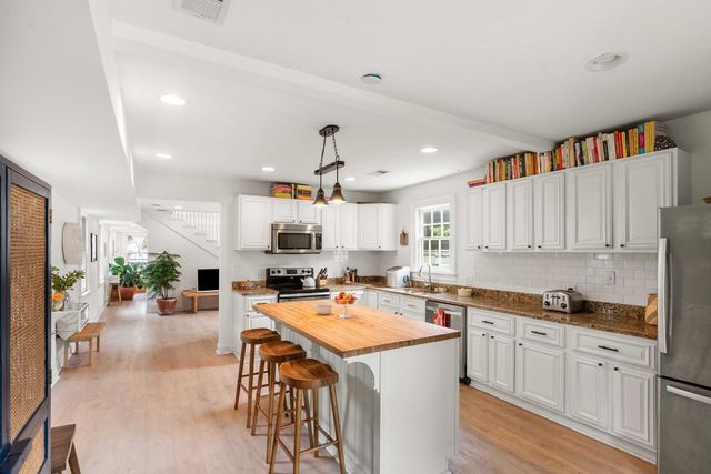 19 Gordon Street, Charleston, SC 29403