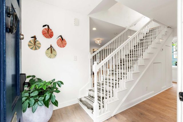 19 Gordon Street, Charleston, SC 29403