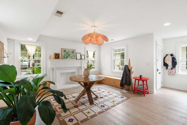 19 Gordon Street, Charleston, SC 29403